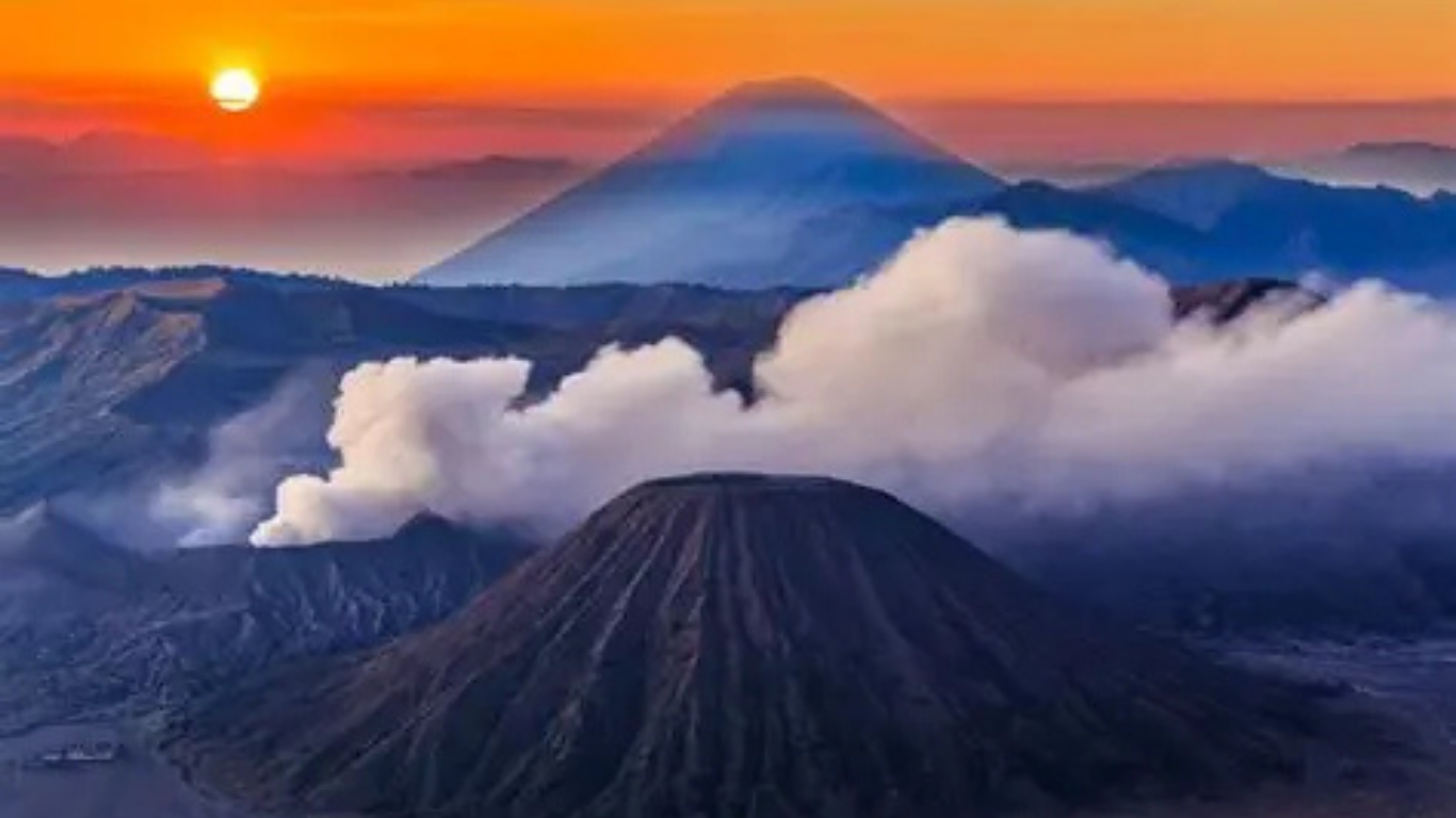 Tour Bromo Sunrise Dari Surabaya 1 Day