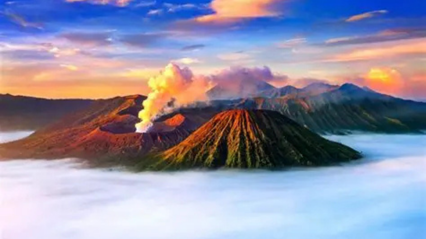 Surabaya Bromo Tour Package 3 Days 2 Nights